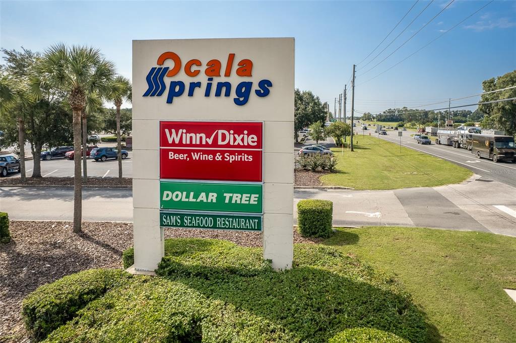 0 North Us-441 Ocala, FL 34475 - Photo 2 of 28 a sign on the side of the road