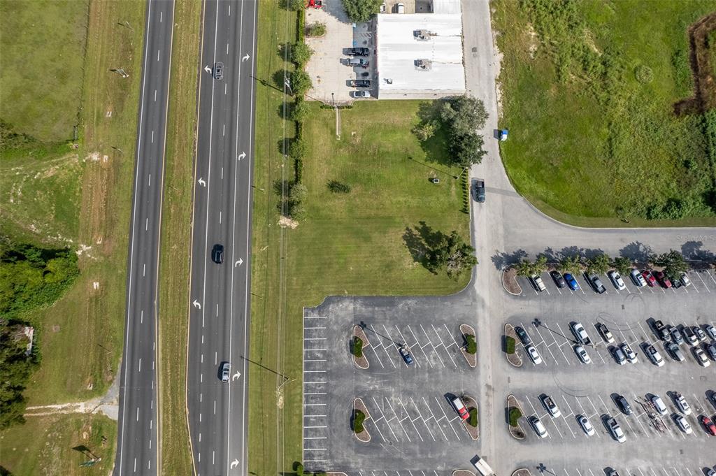 0 North Us-441 Ocala, FL 34475 - Photo 24 of 28 an aerial view of a bathroom with a garden and a bathroom