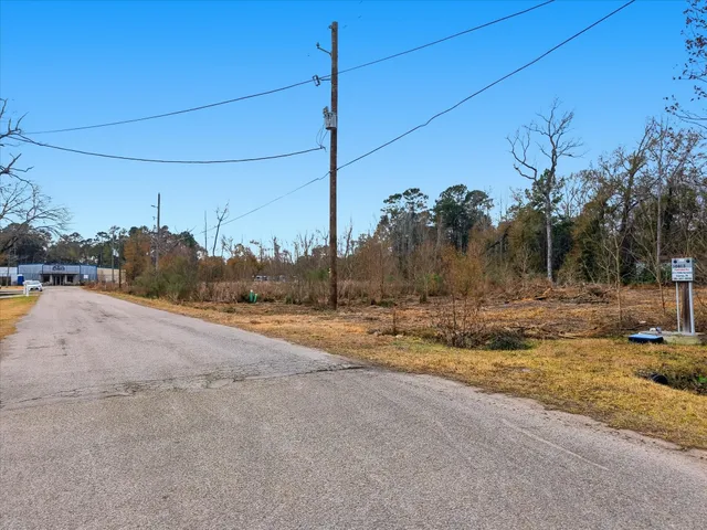 $110,000 | 10815 Fairview Drive, Conroe, TX 77385