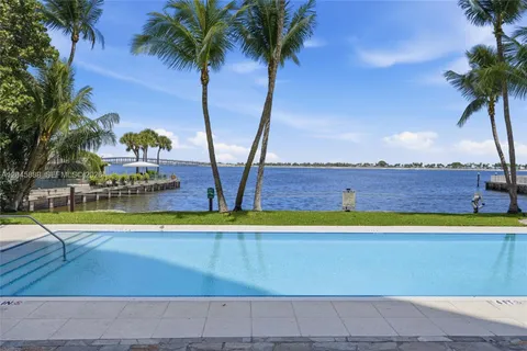 $2,150,000 | 2025 Brickell Avenue, Unit 1401, Miami, FL 33129