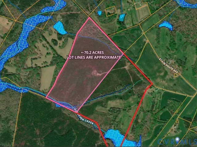 a view of a tennis court