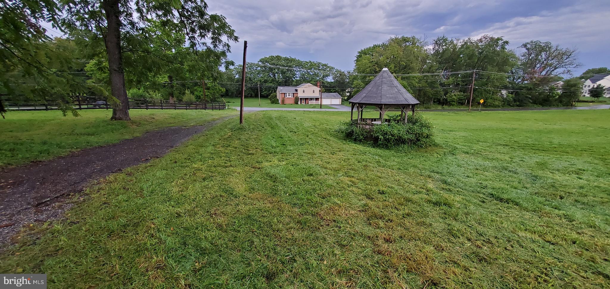 18114 Beallsville Road Poolesville, MD 20837 - Photo 6 of 9