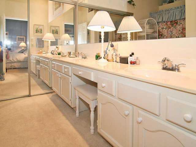 8150 Silk Circle Indianapolis, IN 46256 - Photo 8 of 12