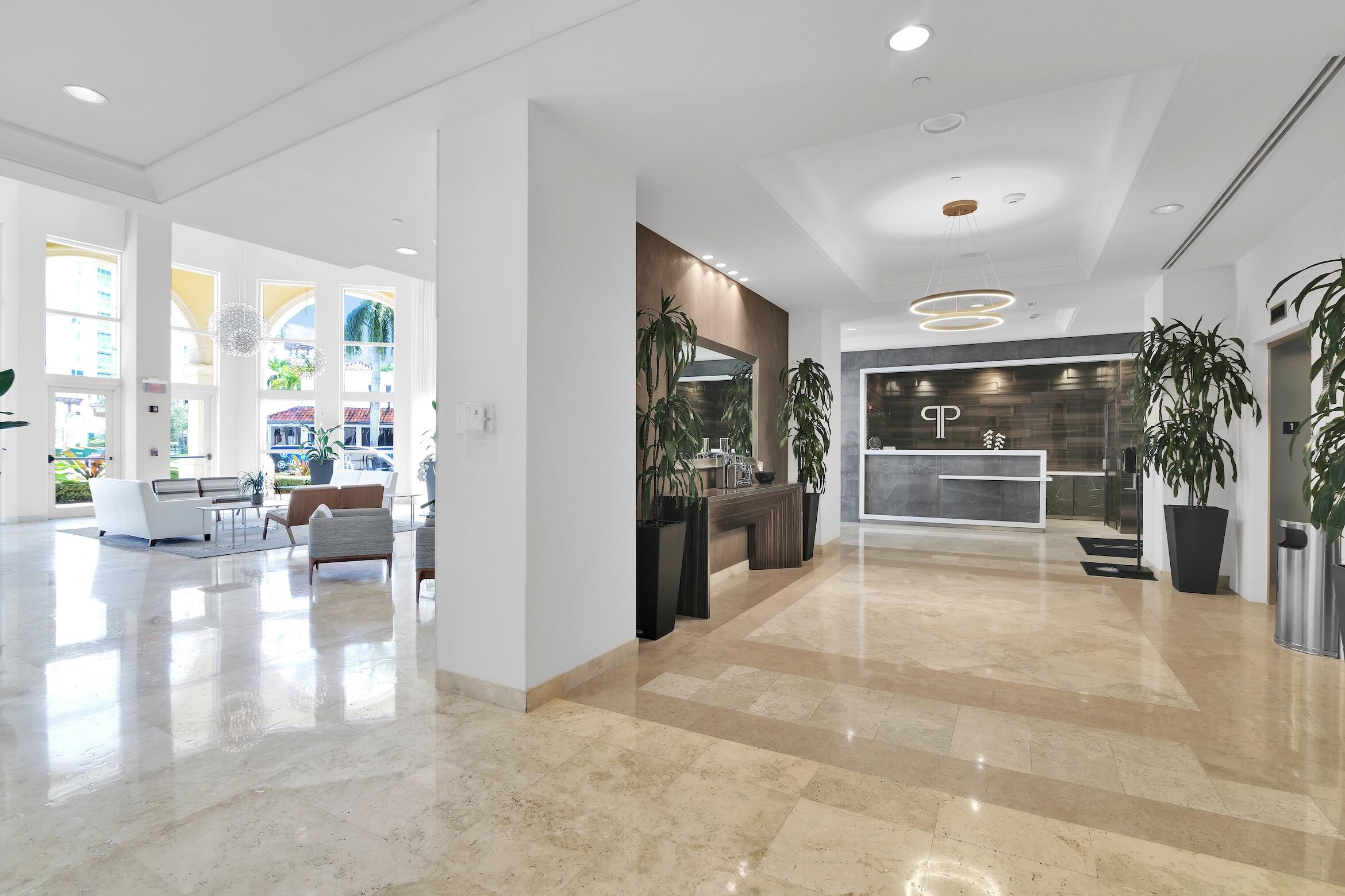 99 Southeast Mizner Boulevard, Unit 612 Boca Raton, FL 33432 - Photo 28 of 49 Grand Lobby