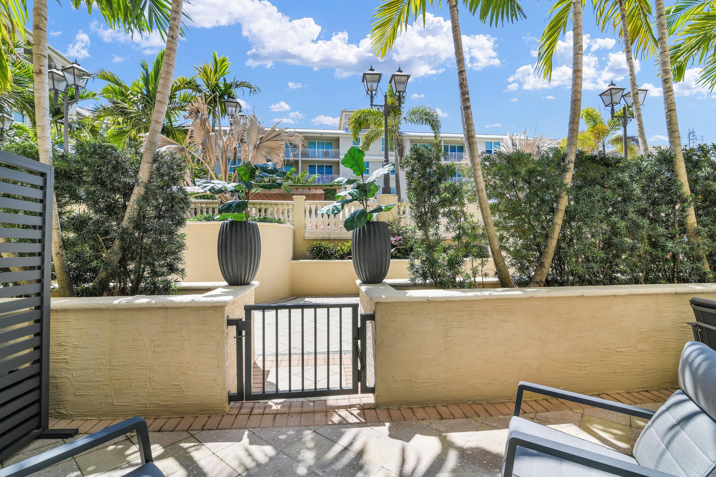99 Southeast Mizner Boulevard, Unit 612 Boca Raton, FL 33432 - Photo 3 of 49 Palmetto Place 99 SE Mizner Blvd, 612, B