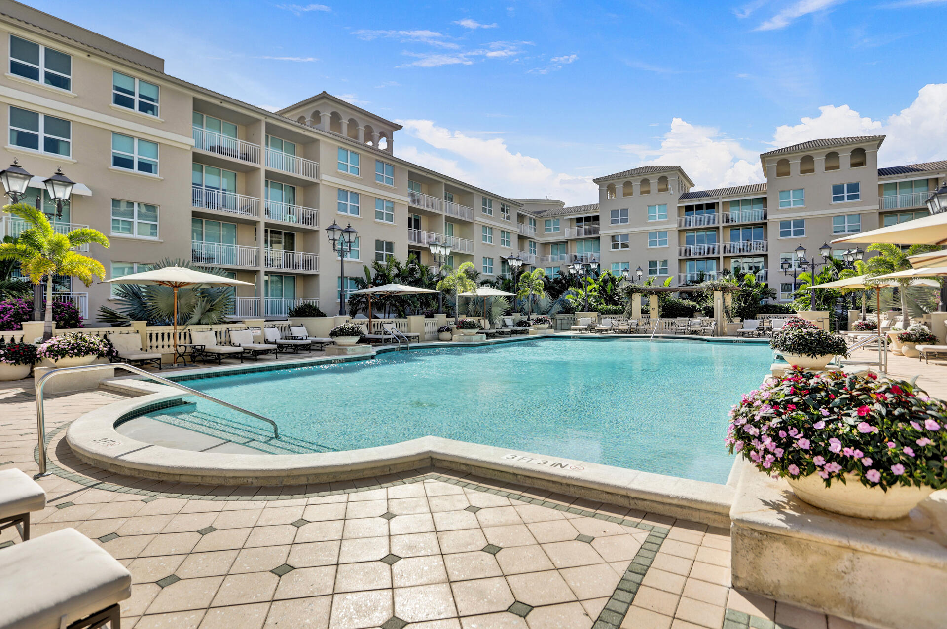 99 Southeast Mizner Boulevard, Unit 612 Boca Raton, FL 33432 - Photo 7 of 49 RESORT STYLE POOL