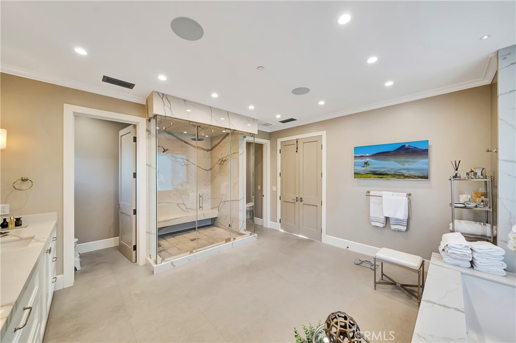 2037 Delphine Lane Calabasas, CA 91302 - Photo 33 of 75