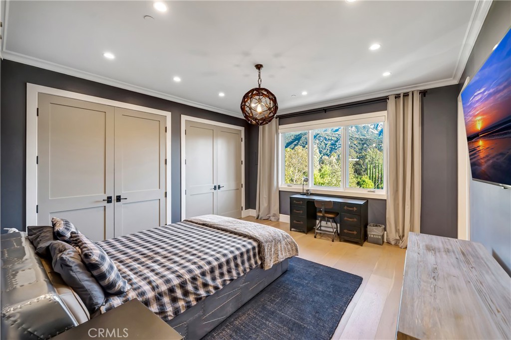 2037 Delphine Lane Calabasas, CA 91302 - Photo 36 of 75