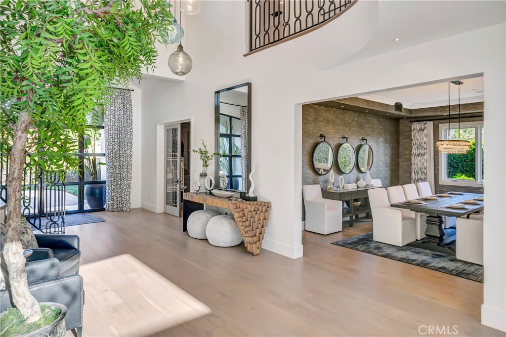 2037 Delphine Lane Calabasas, CA 91302 - Photo 5 of 75 a living room with furniture and a potted plant
