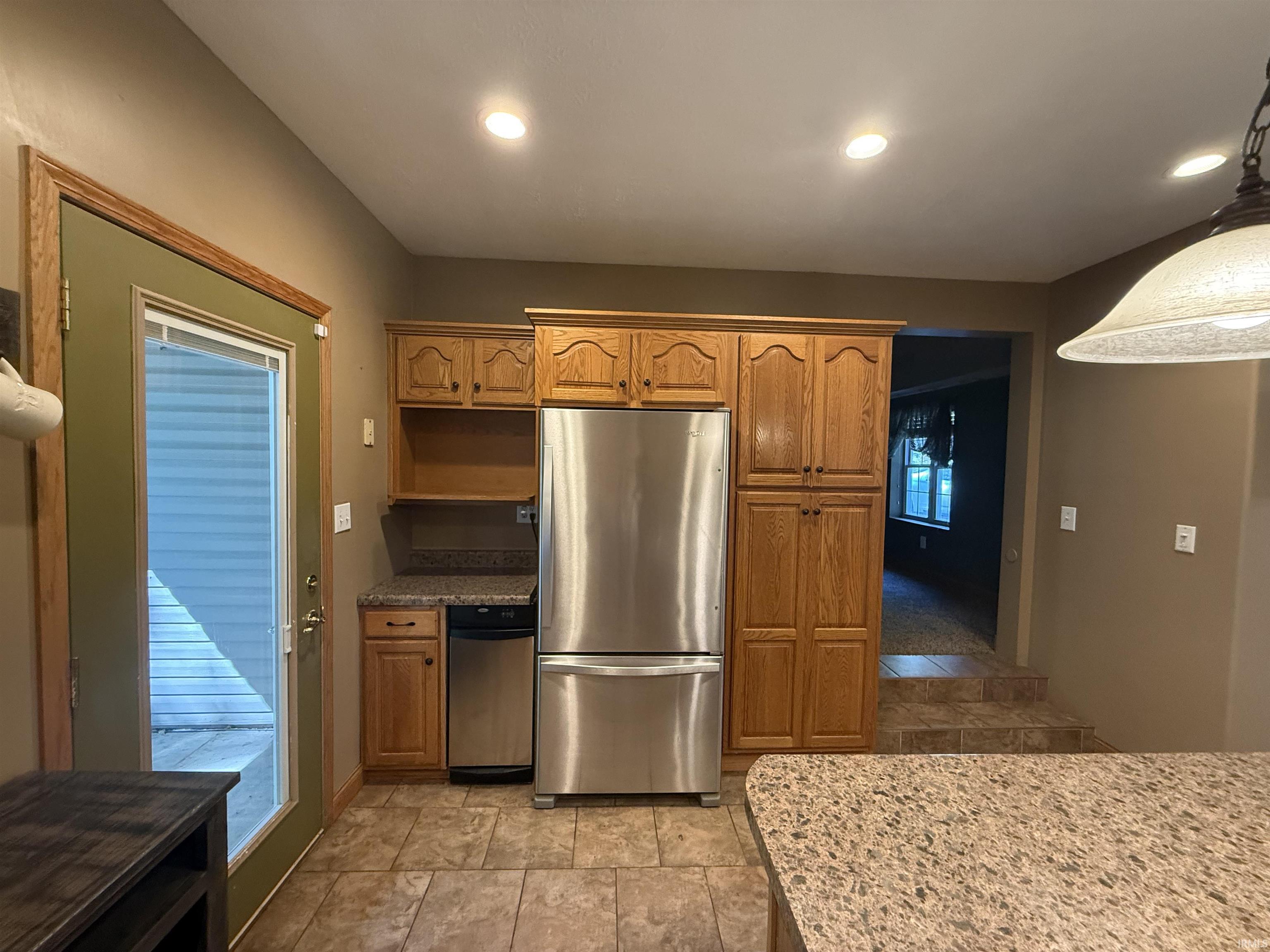 2155 East 600 North Rochester, IN 46975 - Photo 8 of 36