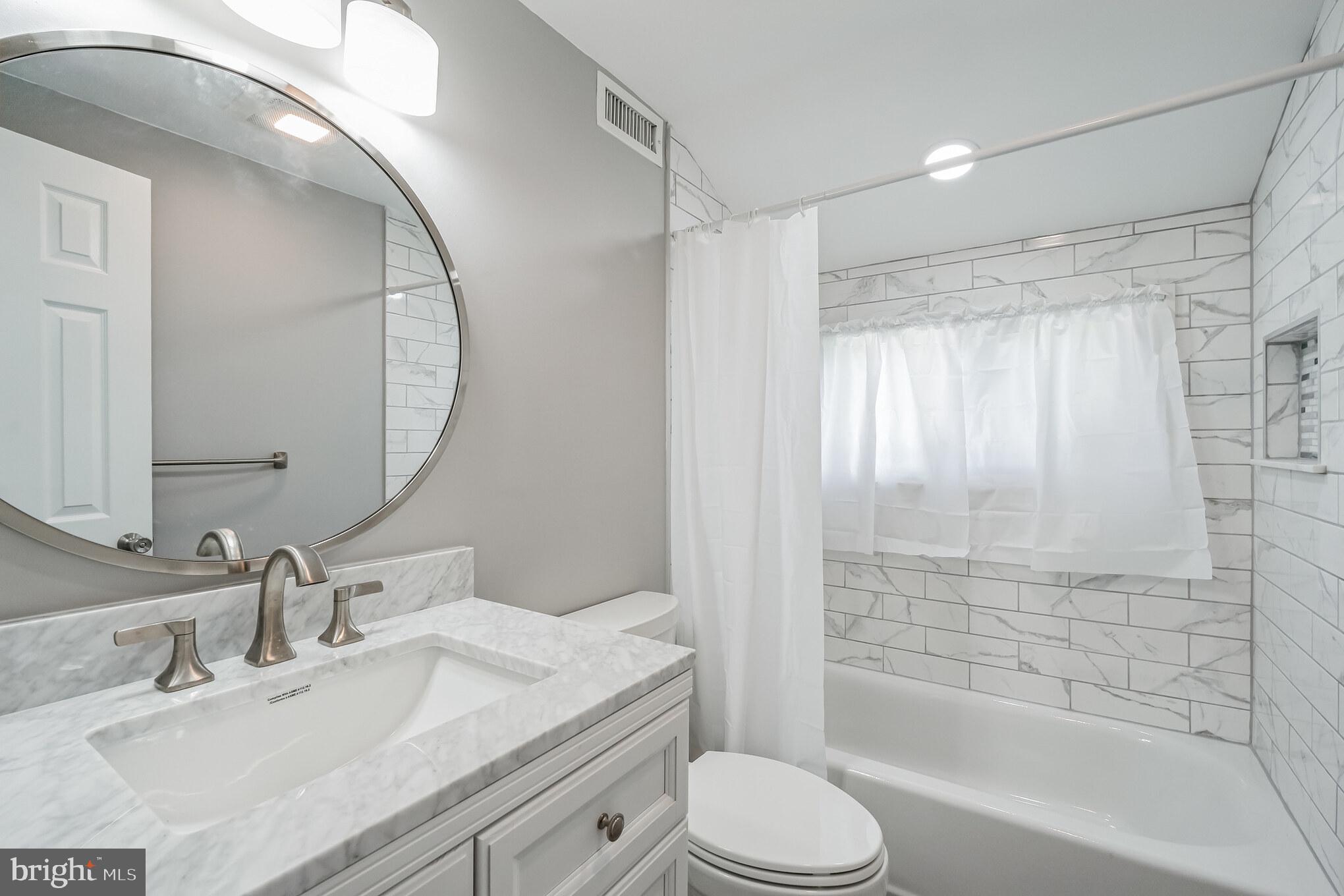135 Hedge Road Levittown, PA 19056 - Photo 25 of 30 Gallery Image 25