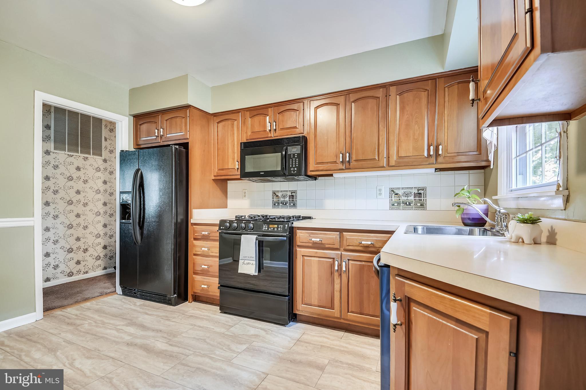 6736 Fordcrest Road Baltimore, MD 21237 - Photo 19 of 35