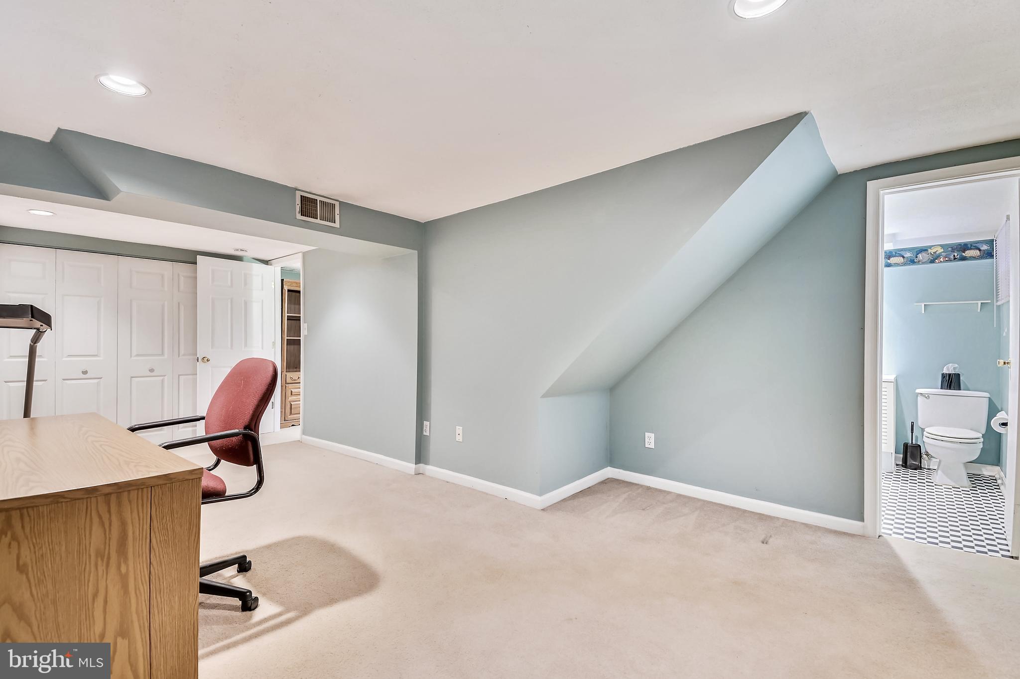 6736 Fordcrest Road Baltimore, MD 21237 - Photo 31 of 35
