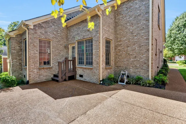 $850,000 | 4550 Winfield Drive, Nashville, TN 37211