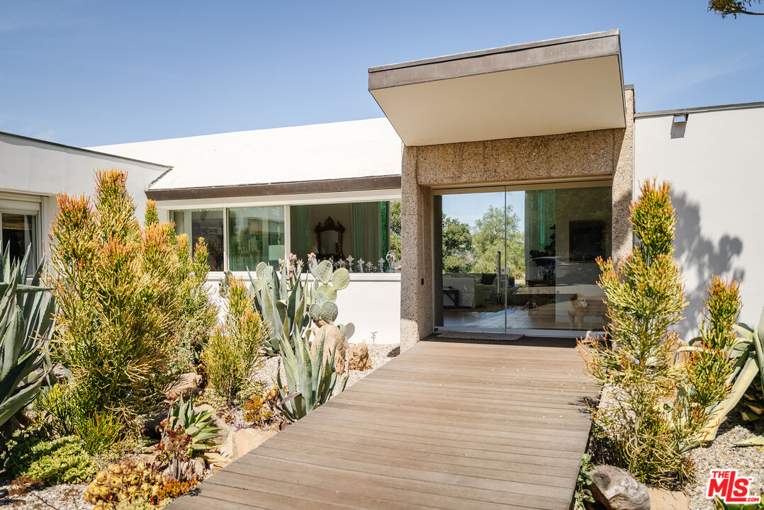 1750 Will Geer Road Topanga, CA 90290 - Photo 45 of 49 a front view of a house with a porch