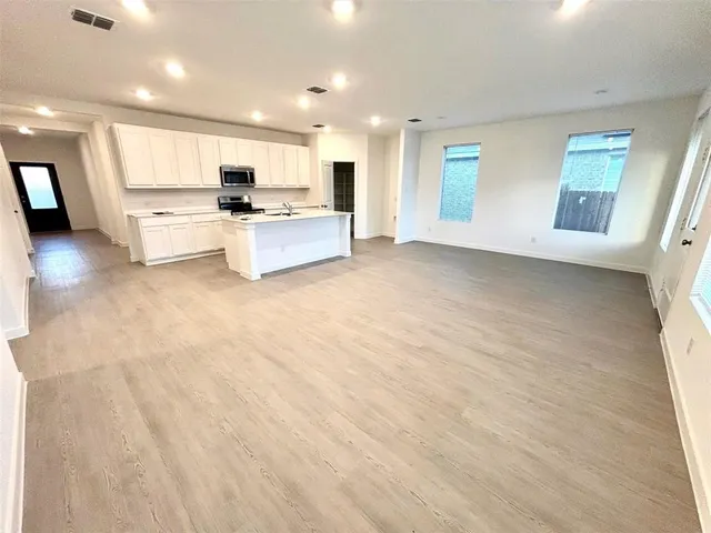 $2,000 | 517 Ml Trce Way, Princeton, TX 75407