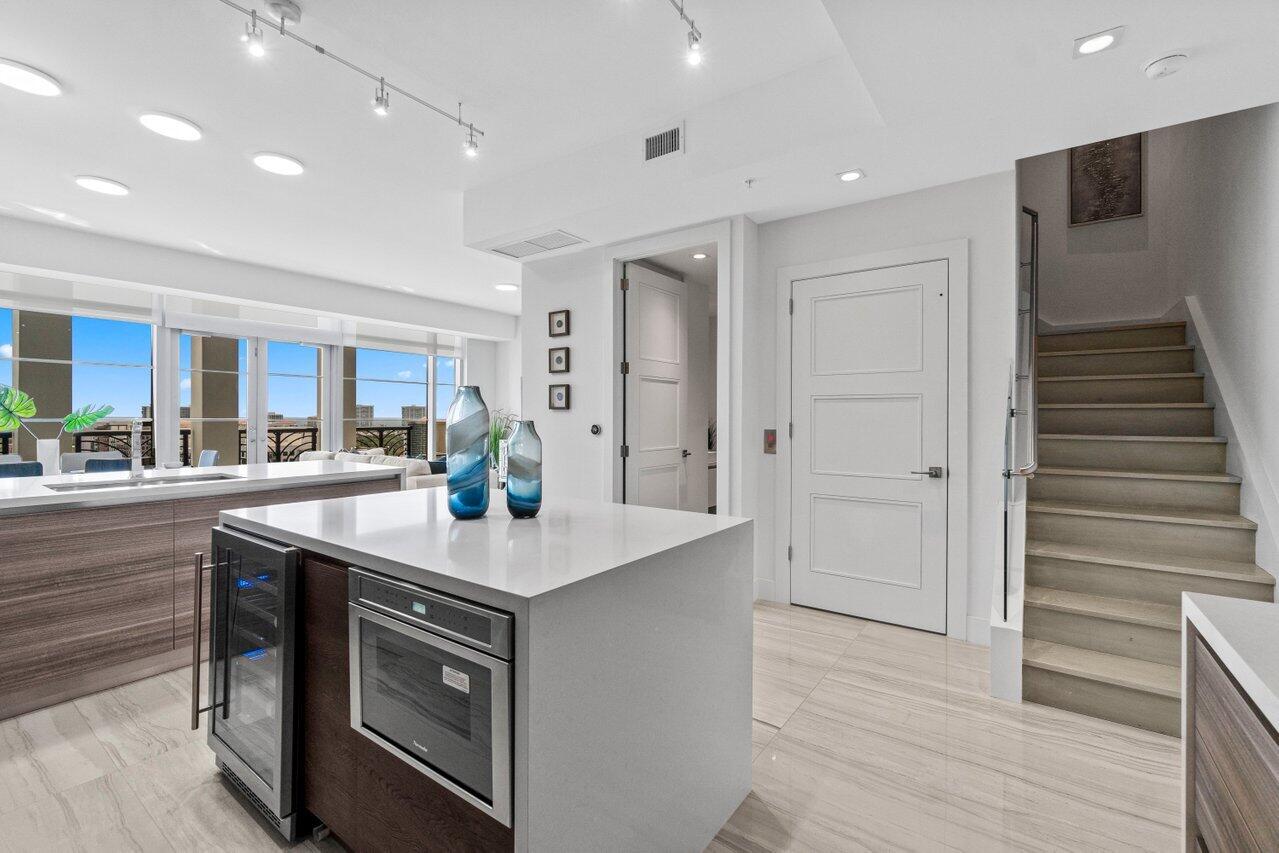 155 East Boca Raton Road, Unit 1205 Boca Raton, FL 33432 - Photo 4 of 54 004-155EastBocaRatonRoad-1205-BocaRaton-