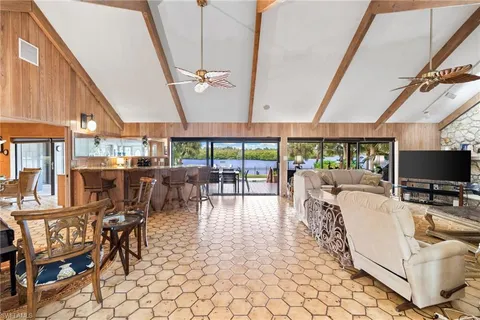 $14,900,000 | 3695 Gordon Drive, Naples, FL 34102