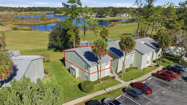 $125,000 | 574 Fairways Circle, Unit B, Ocala, FL 34472