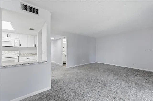 $125,000 | 574 Fairways Circle, Unit B, Ocala, FL 34472