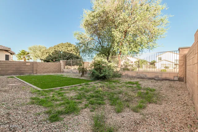 $3,000 | 20535 Santa Cruz Drive, Maricopa, AZ 85138