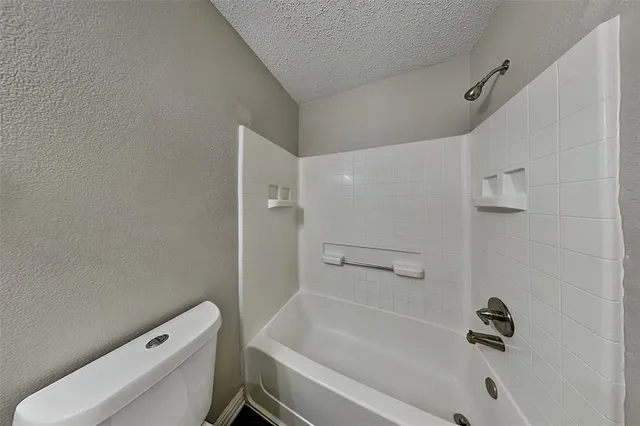 $1,800 | 4725 Waterford Drive, Fort Worth, TX 76179