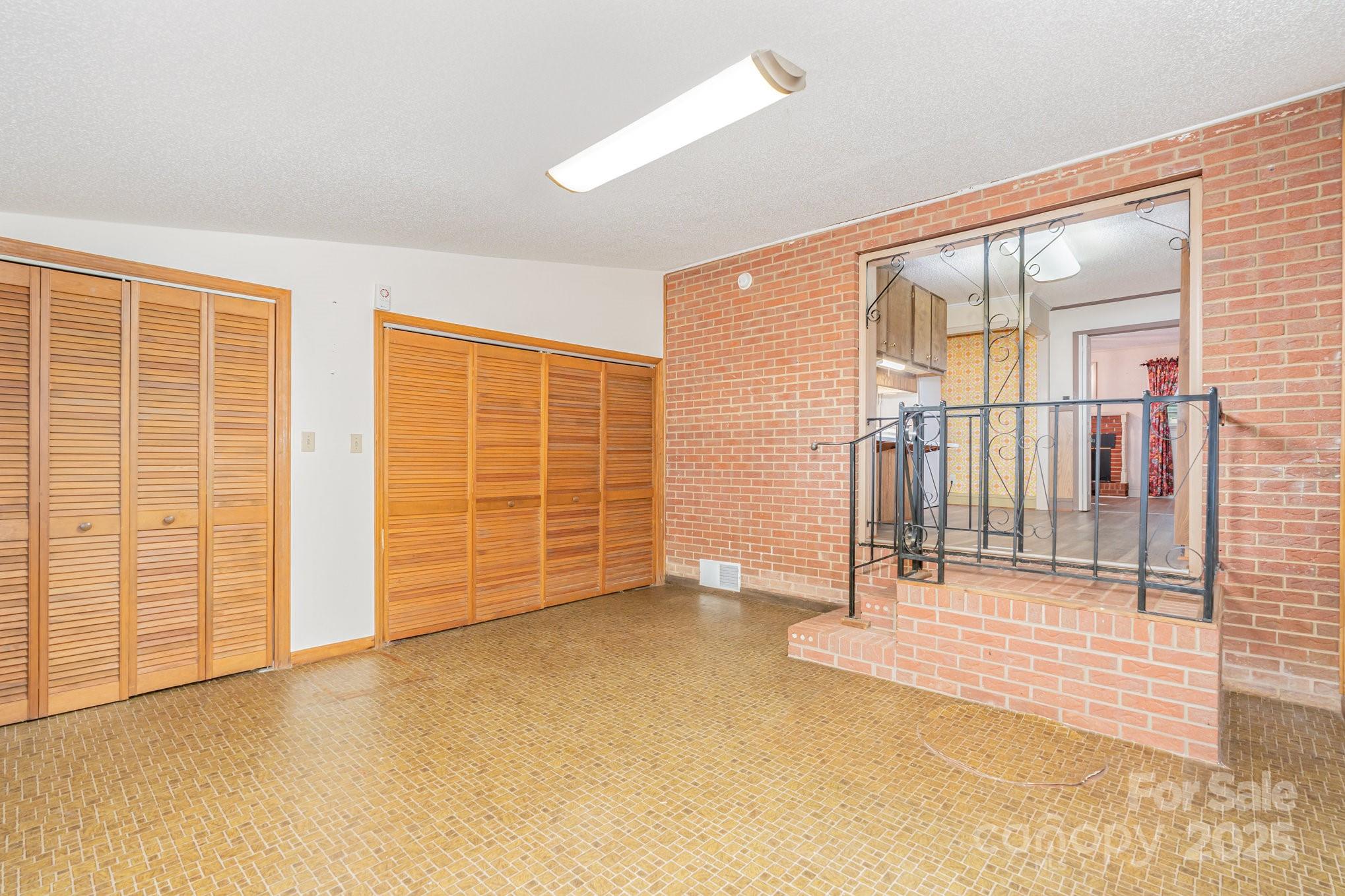 1610 Shelby Road Kings Mountain, NC 28086 - Photo 15 of 42