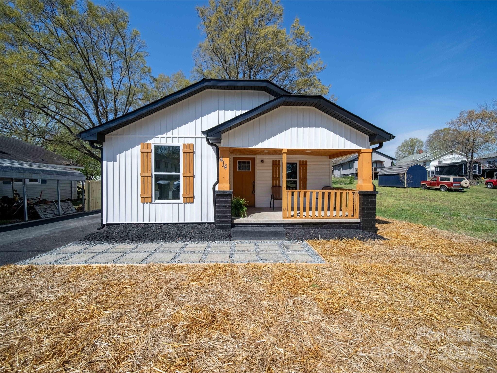 414 East Rice Street Landis, NC 28088 - Photo 1 of 36 Gallery Image 1