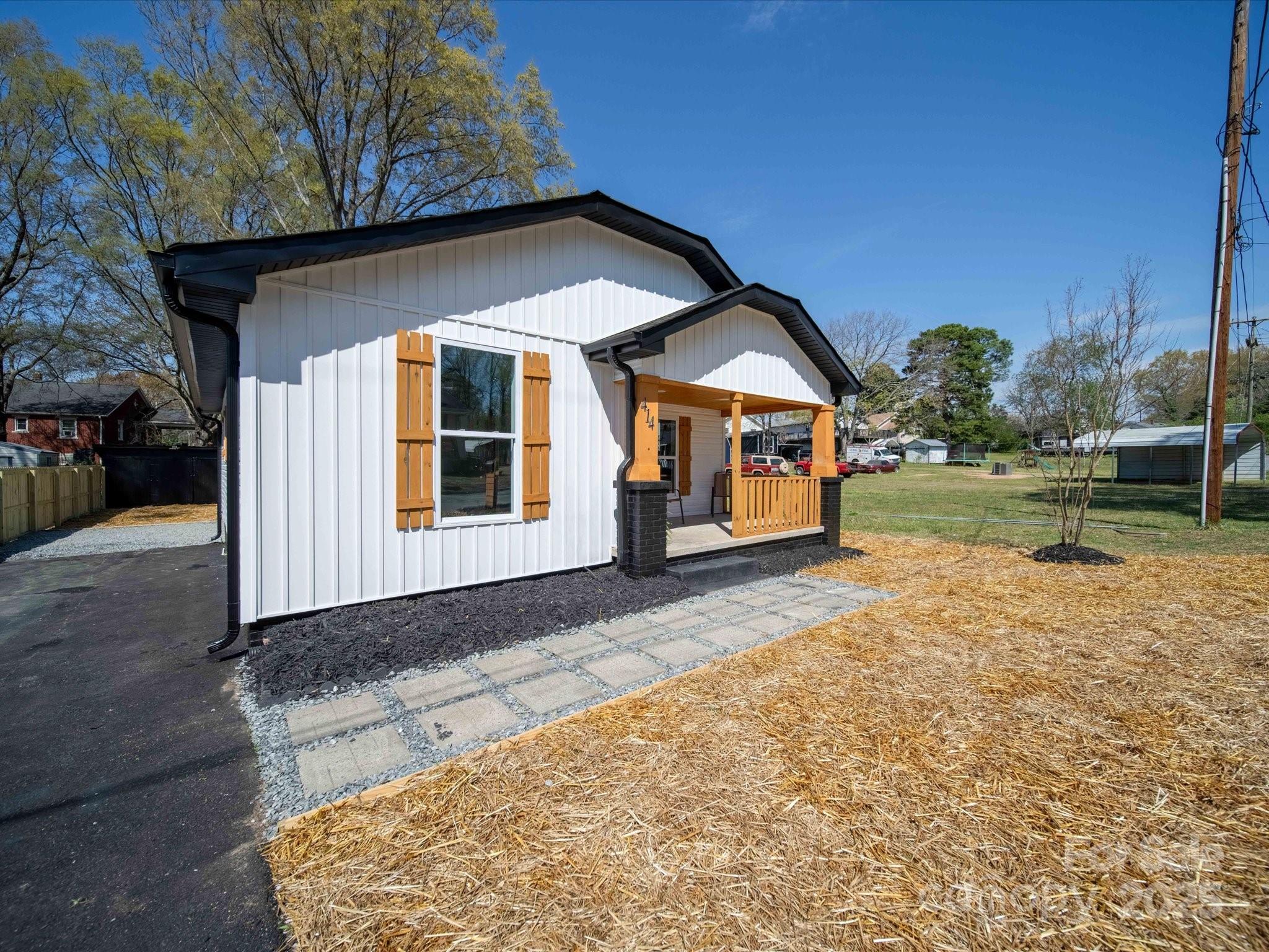 414 East Rice Street Landis, NC 28088 - Photo 3 of 36 Gallery Image 3