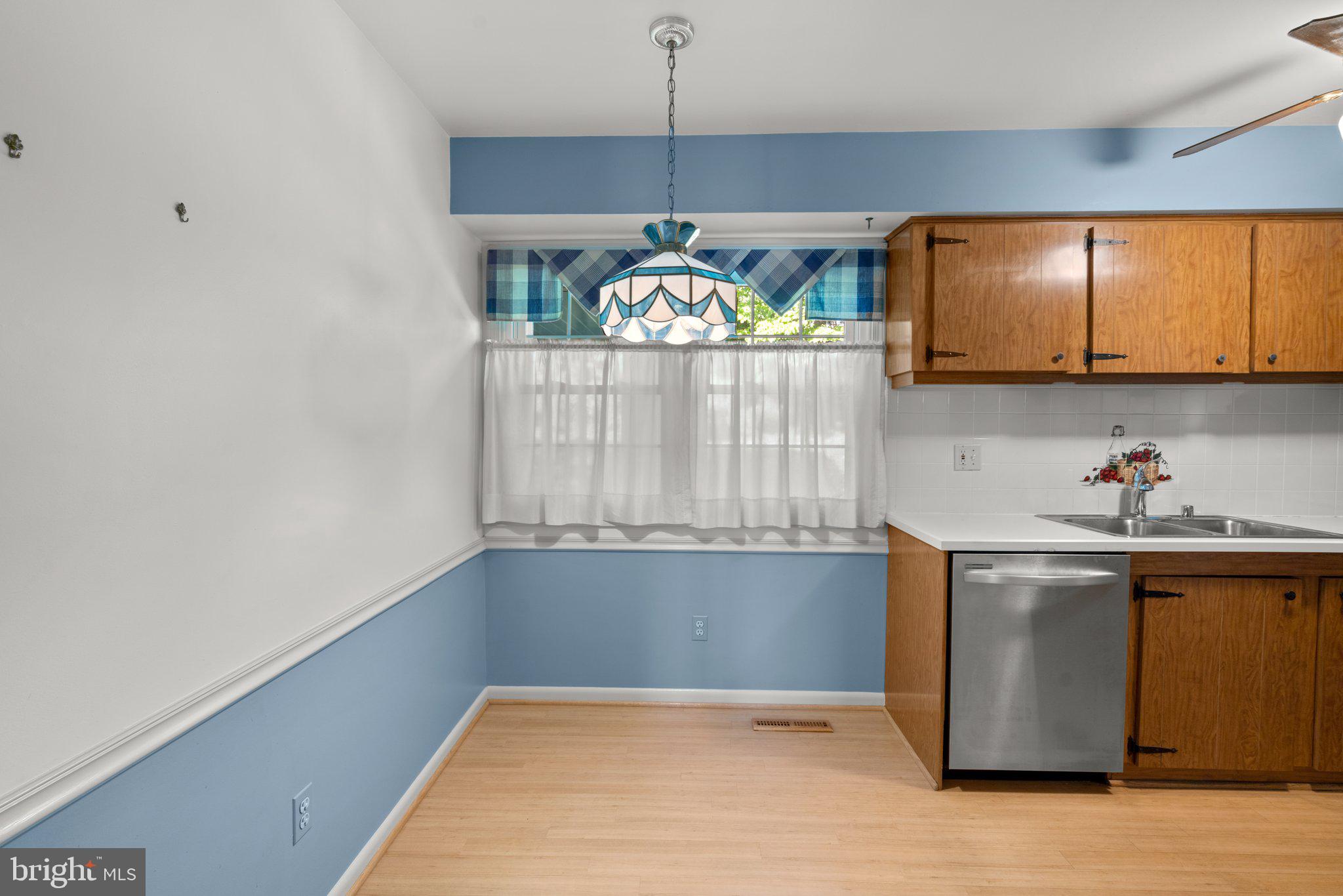 10825 Sandringham Road Cockeysville, MD 21030 - Photo 16 of 55 Kitchen