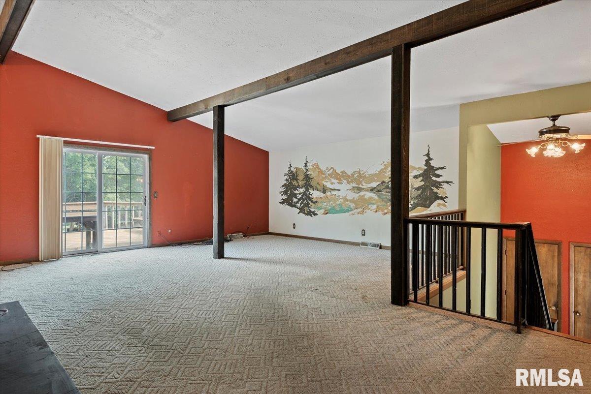 5016 Kinsinger Road Pleasant Plains, IL 62677 - Photo 6 of 40 Gallery Image 6