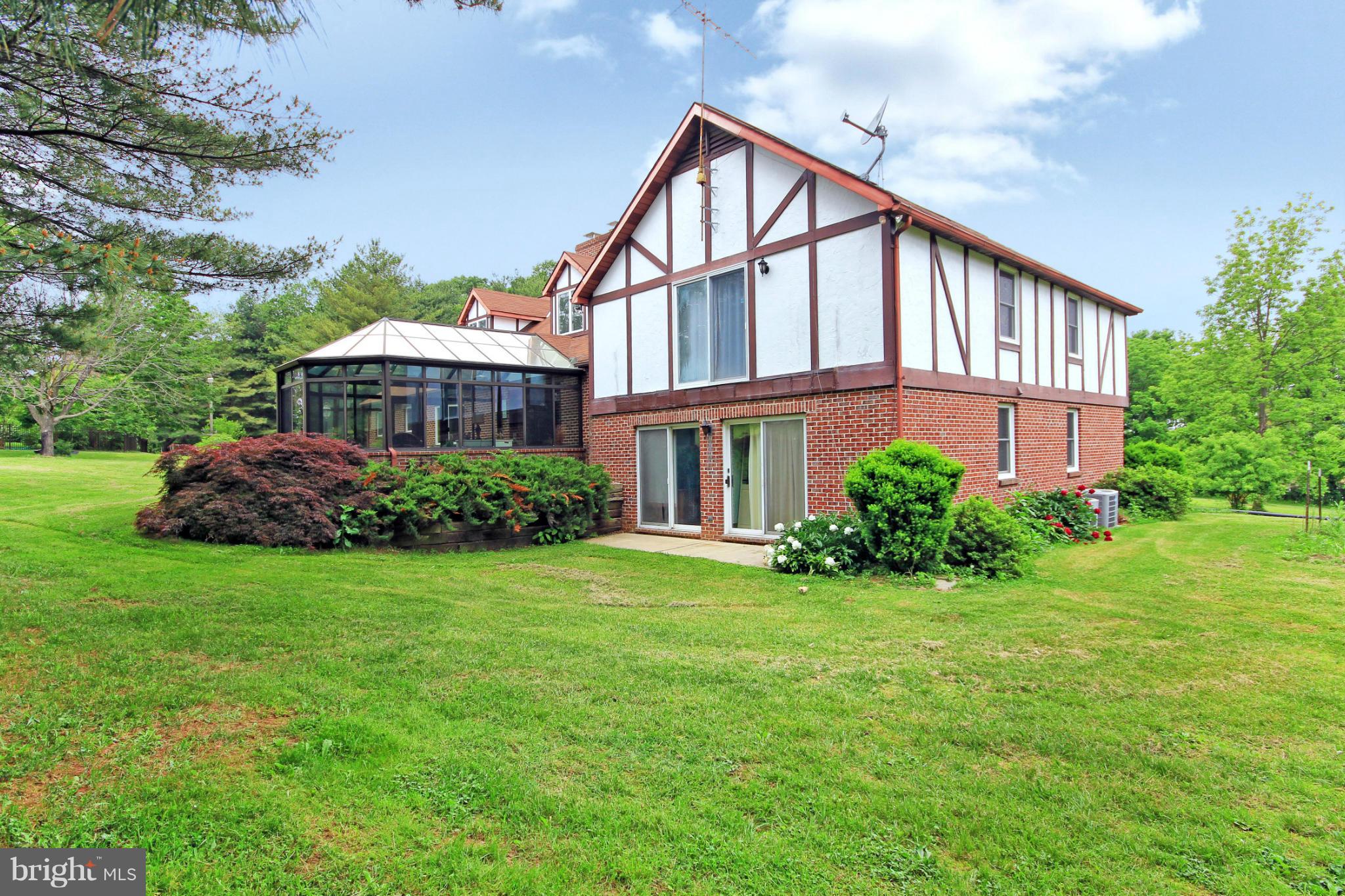 5252 Braddock Road Woodbine, MD 21797 - Photo 3 of 25 Exterior (Rear)