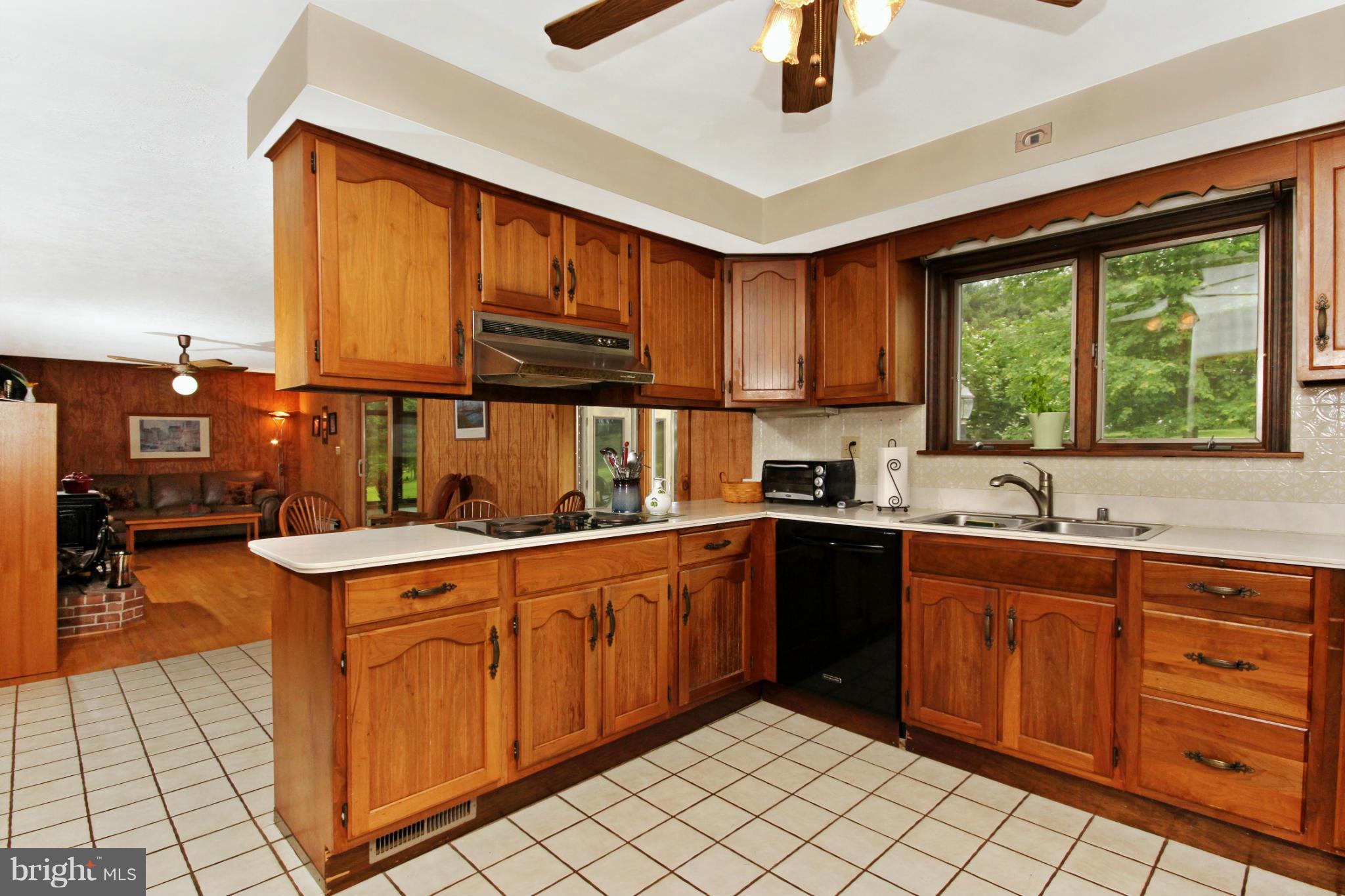 5252 Braddock Road Woodbine, MD 21797 - Photo 10 of 25 Kitchen