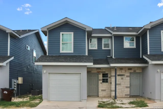 $1,195 | 6938 Crestway Road, Unit 1, San Antonio, TX 78239