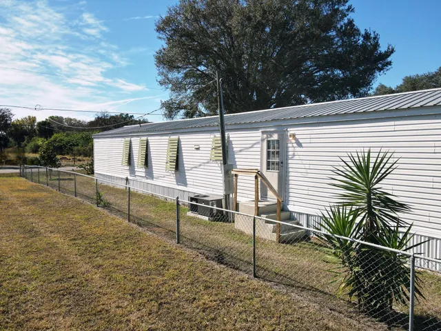 $199,000 | 209 Southeast 8th Street, Okeechobee, FL 34974