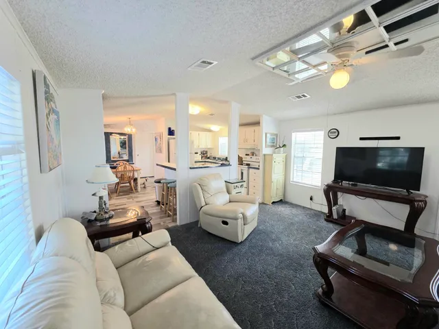 $199,000 | 209 Southeast 8th Street, Okeechobee, FL 34974