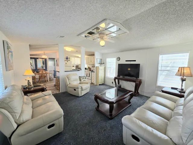 $199,000 | 209 Southeast 8th Street, Okeechobee, FL 34974