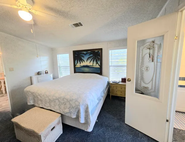 $199,000 | 209 Southeast 8th Street, Okeechobee, FL 34974