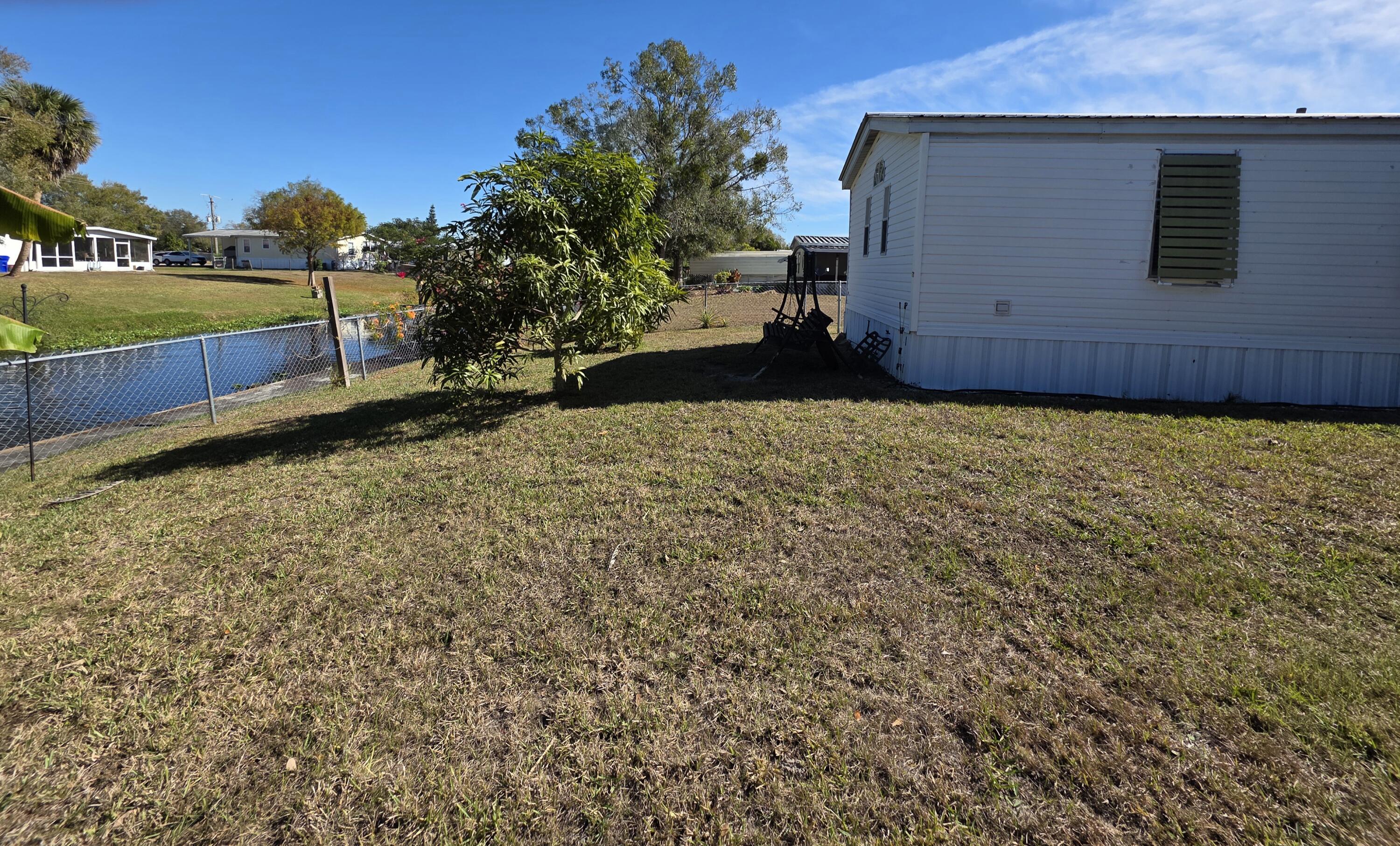 209 Southeast 8th Street Okeechobee, FL 34974 - Photo 4 of 35 20260119_114007