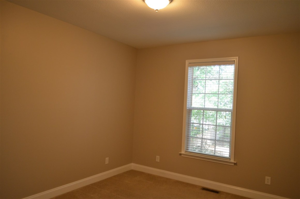 207 Lyttleton Way Anderson, SC 29621 - Photo 31 of 33 Gallery Image 31