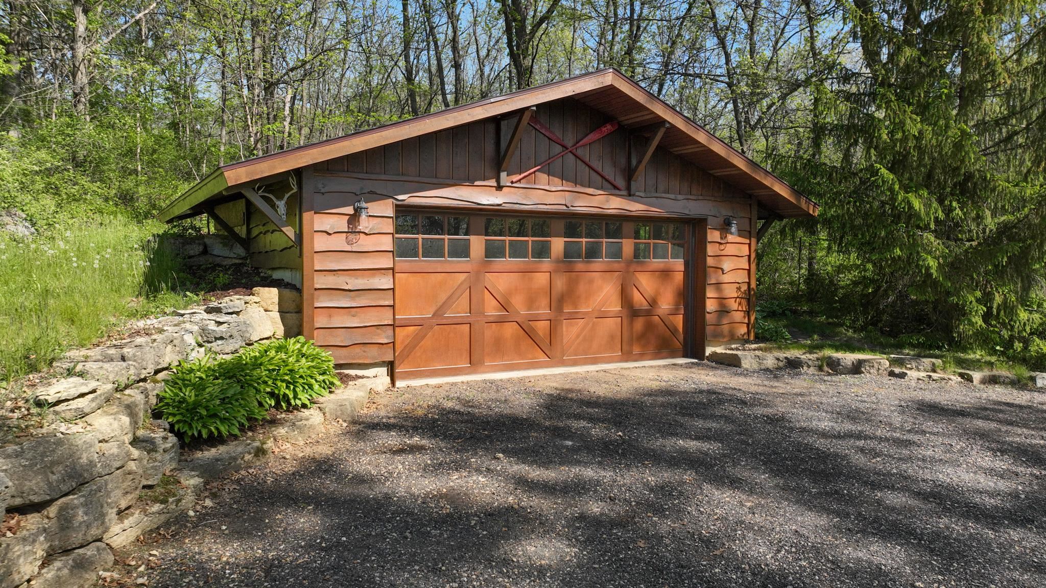 W9478 White Oak Road Argyle, WI 53504 - Photo 37 of 50