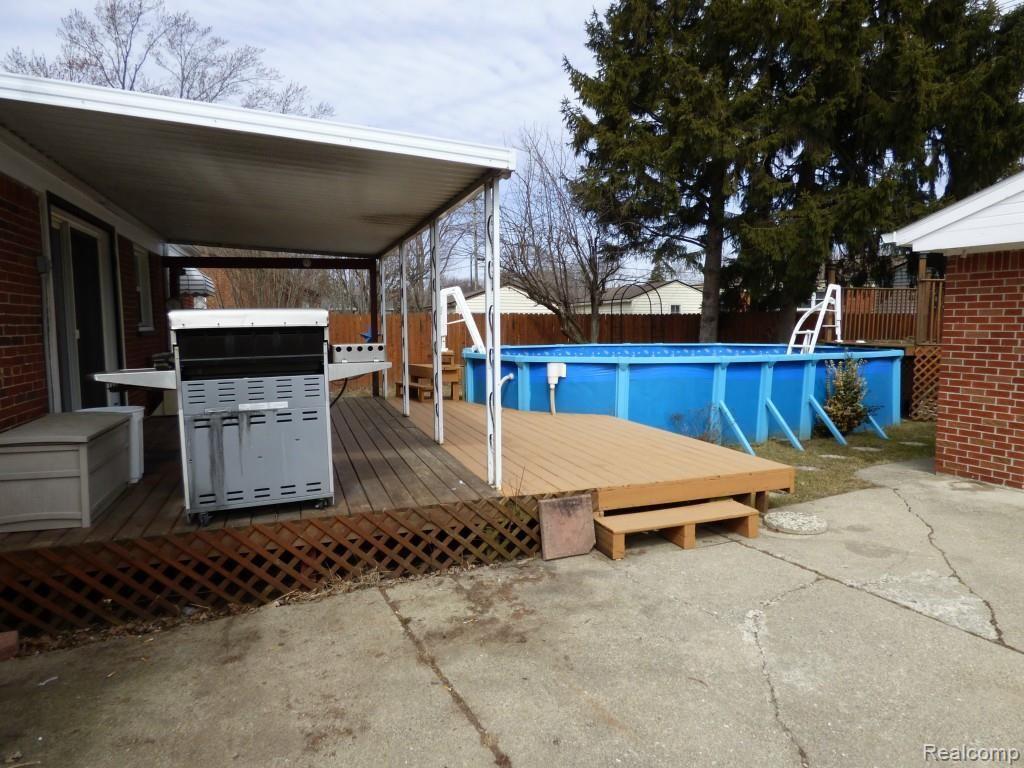 921 Juneau Road Ypsilanti, MI 48198 - Photo 26 of 28 P1050165.jpg