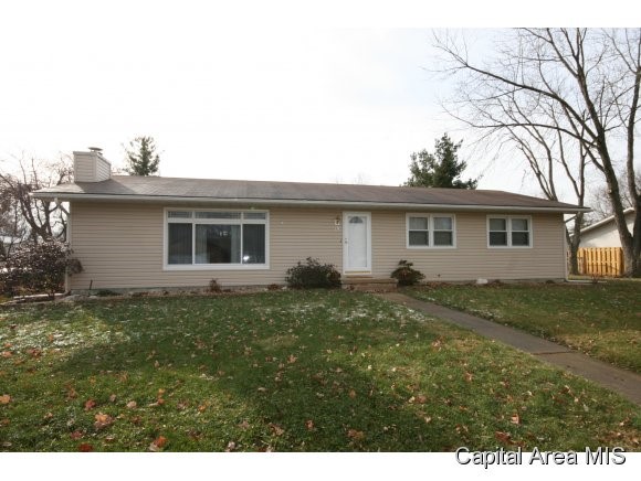 19 Magnolia Spaulding, IL 62561 - Photo 1 of 11 Gallery Image 1