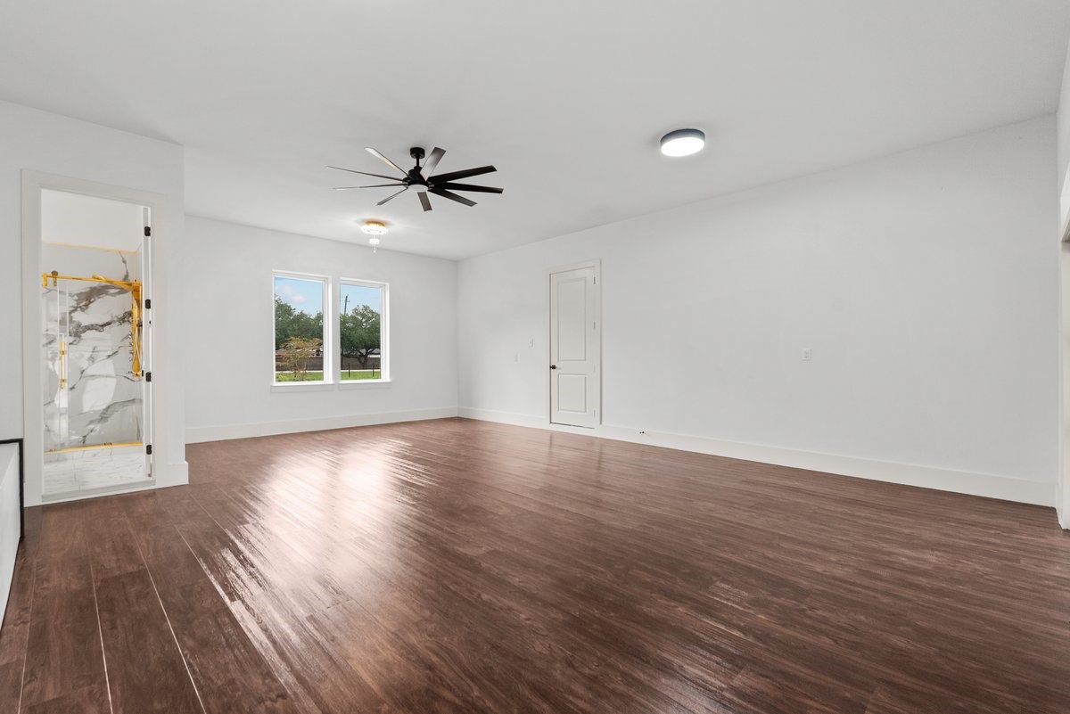 3237 Harkey Road Pearland, TX 77584 - Photo 36 of 46 Additional view of versatile separate space