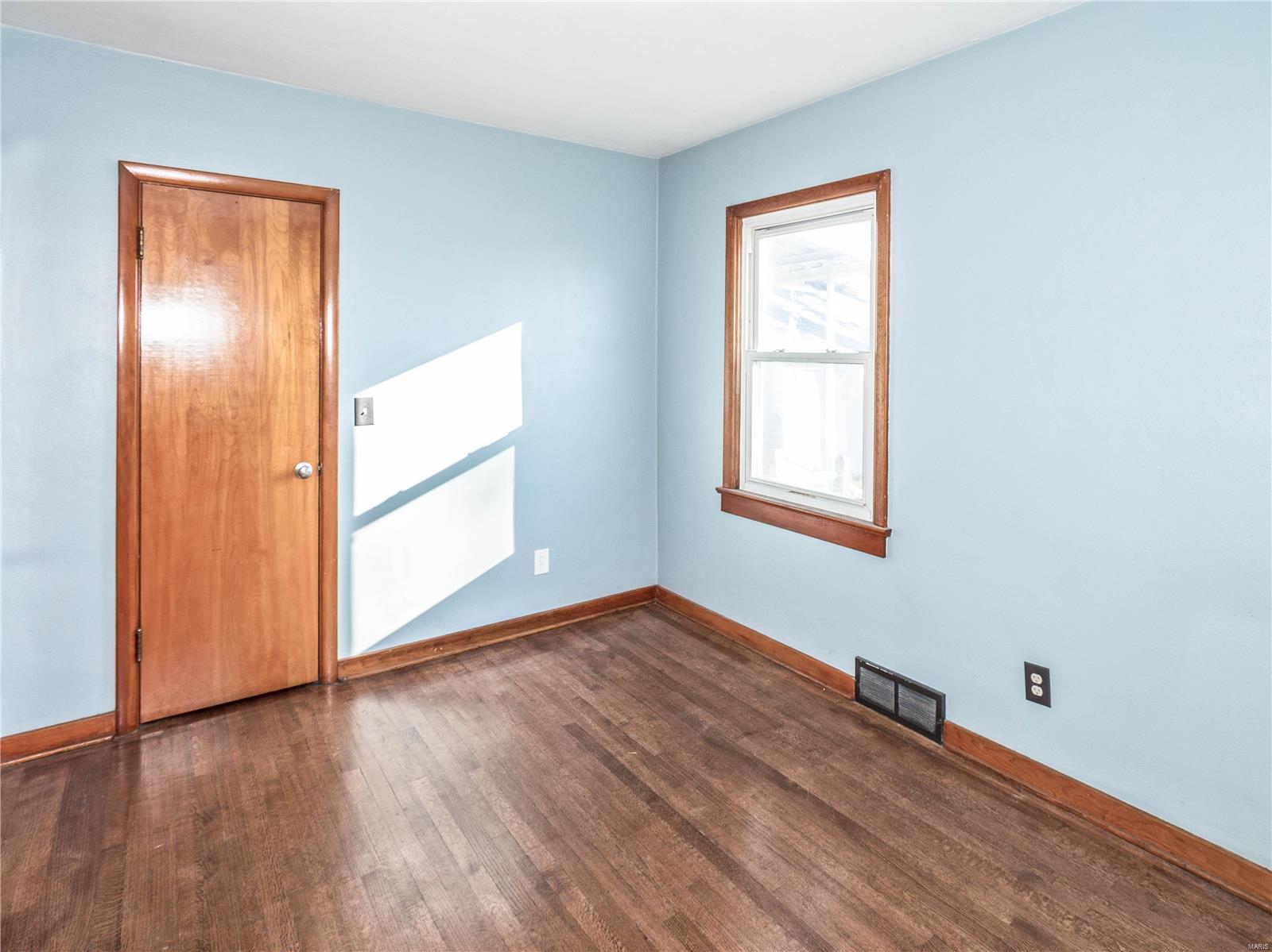 333 Rohm Place Roxana, IL 62084 - Photo 10 of 30