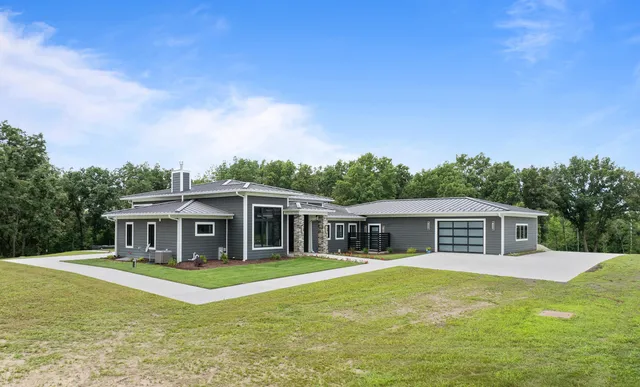 $1,973,000 | W3830 Scotch Bush Road, Lafayette, WI 53121