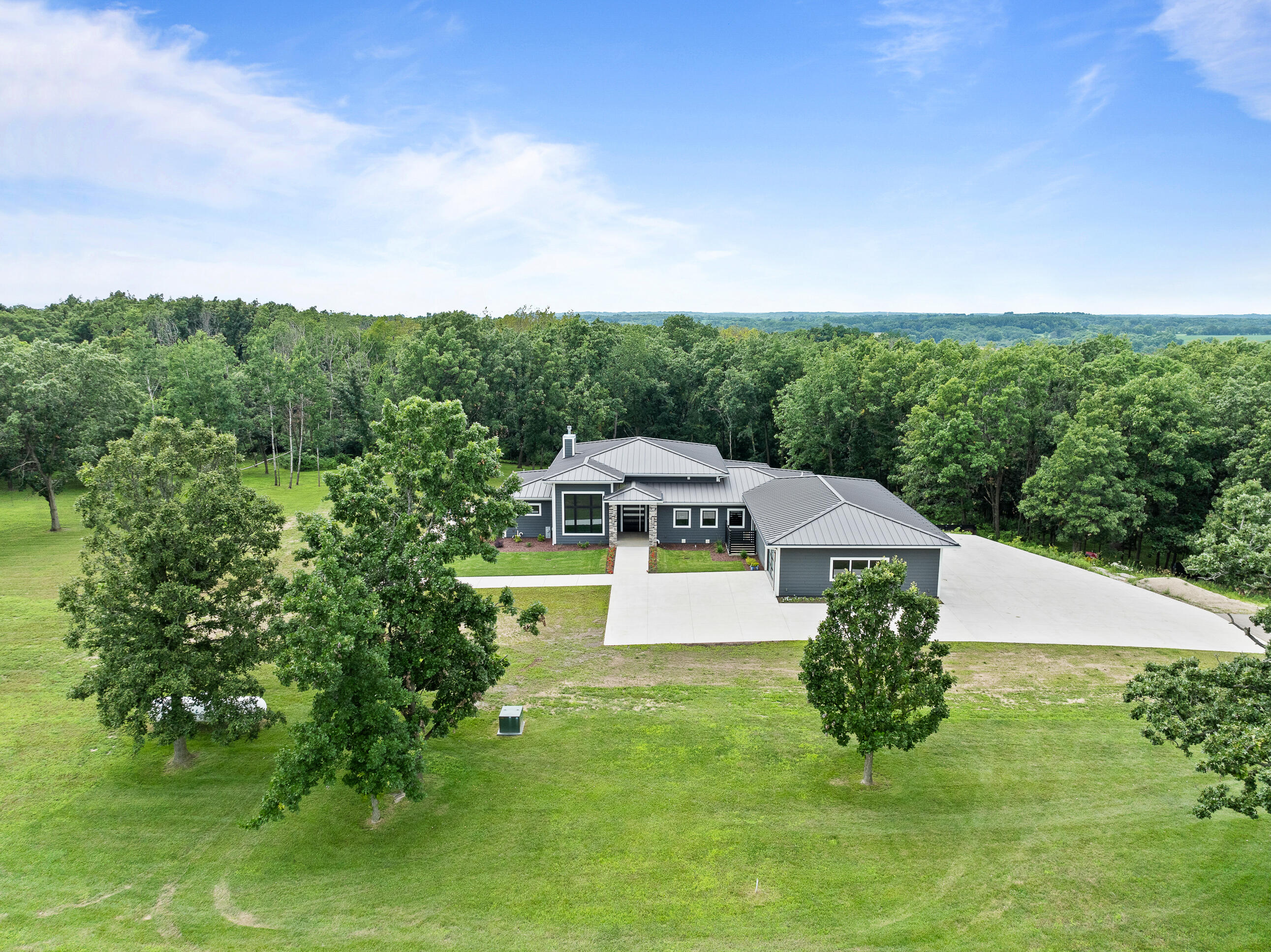 W3830 Scotch Bush Road Lafayette, WI 53121 - Photo 109 of 135 W3830 Sotch Bush - Summer Selects-64