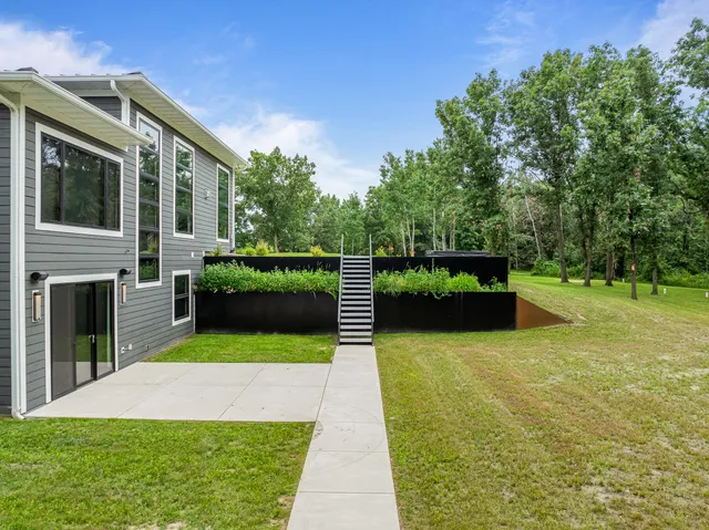 $1,973,000 | W3830 Scotch Bush Road, Lafayette, WI 53121