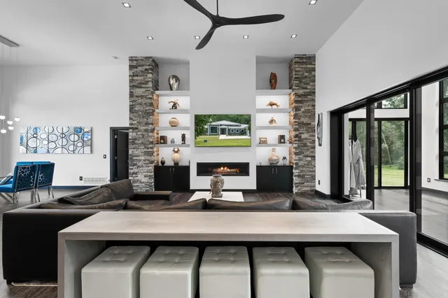 $1,973,000 | W3830 Scotch Bush Road, Lafayette, WI 53121