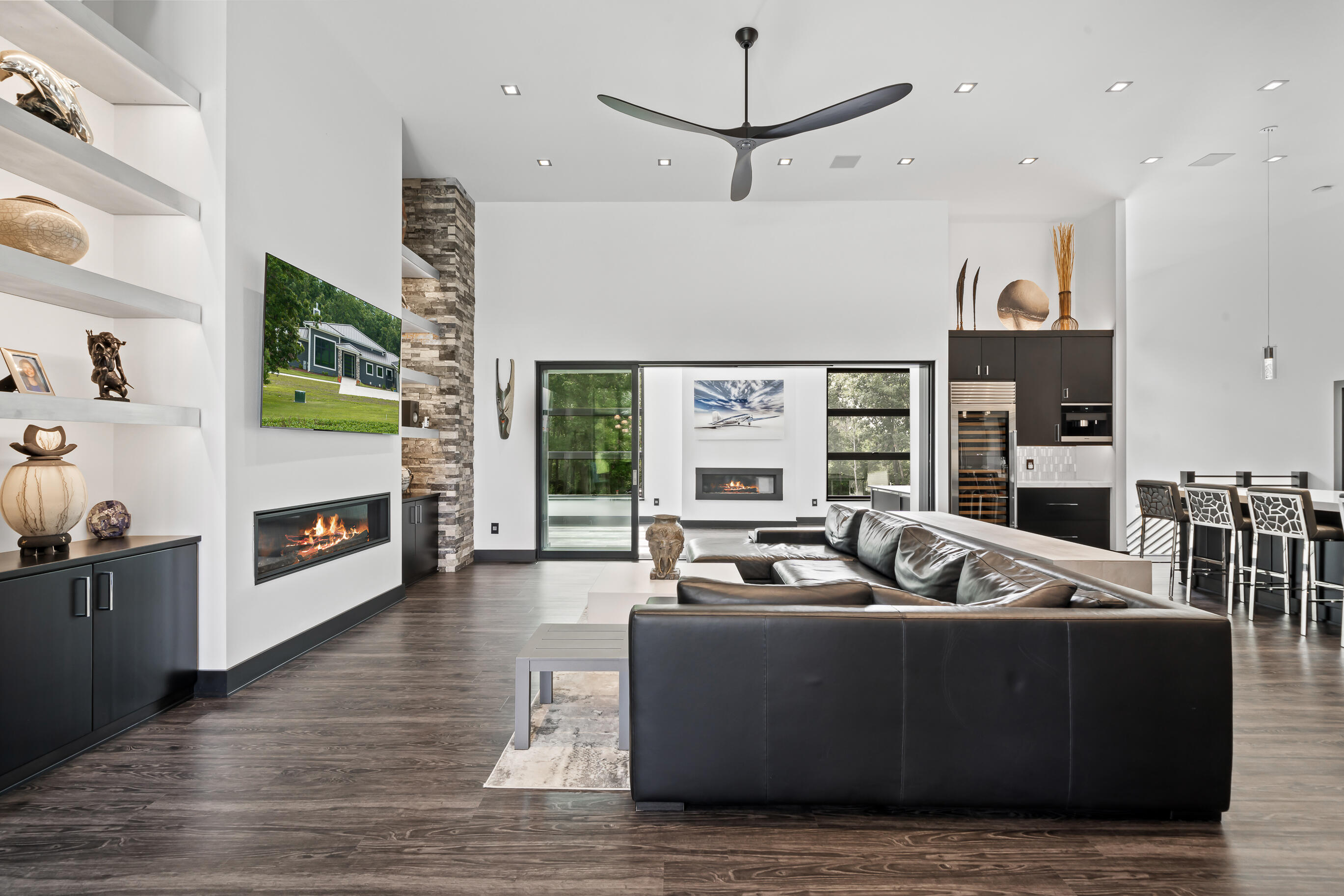 W3830 Scotch Bush Road Lafayette, WI 53121 - Photo 17 of 135 2 Fireplaces